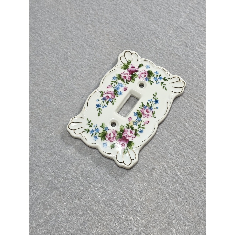 Vintage Benton hand-painted ceramic standard light switch plate made in Japan